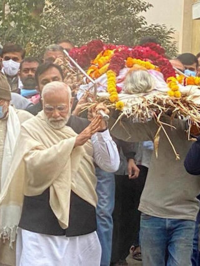Heeraben Modi passes away:PM Modi Carries Mortal Remains of Mother, pays floral tribute